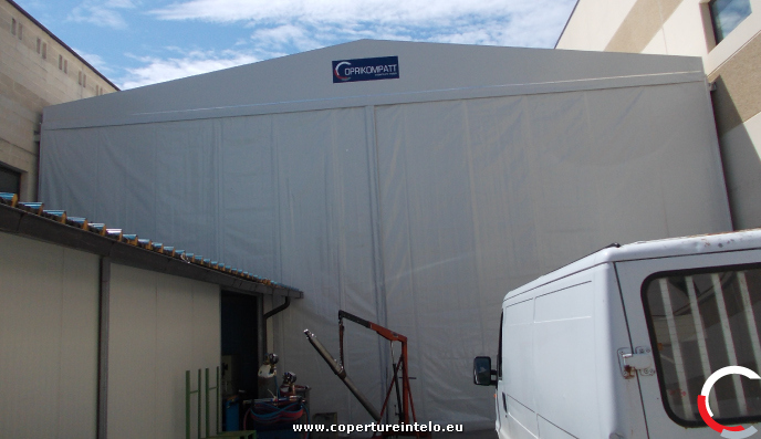 Coperture mobili in telo pvc